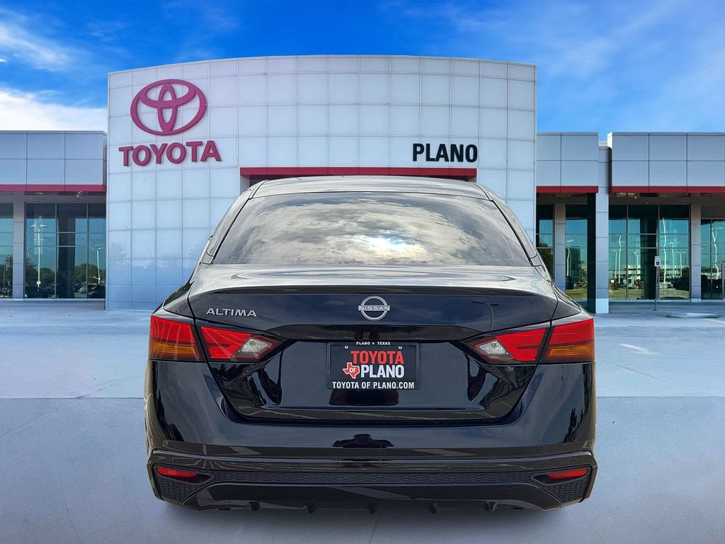 Used 2023 Nissan Altima 2.5 S Sedan