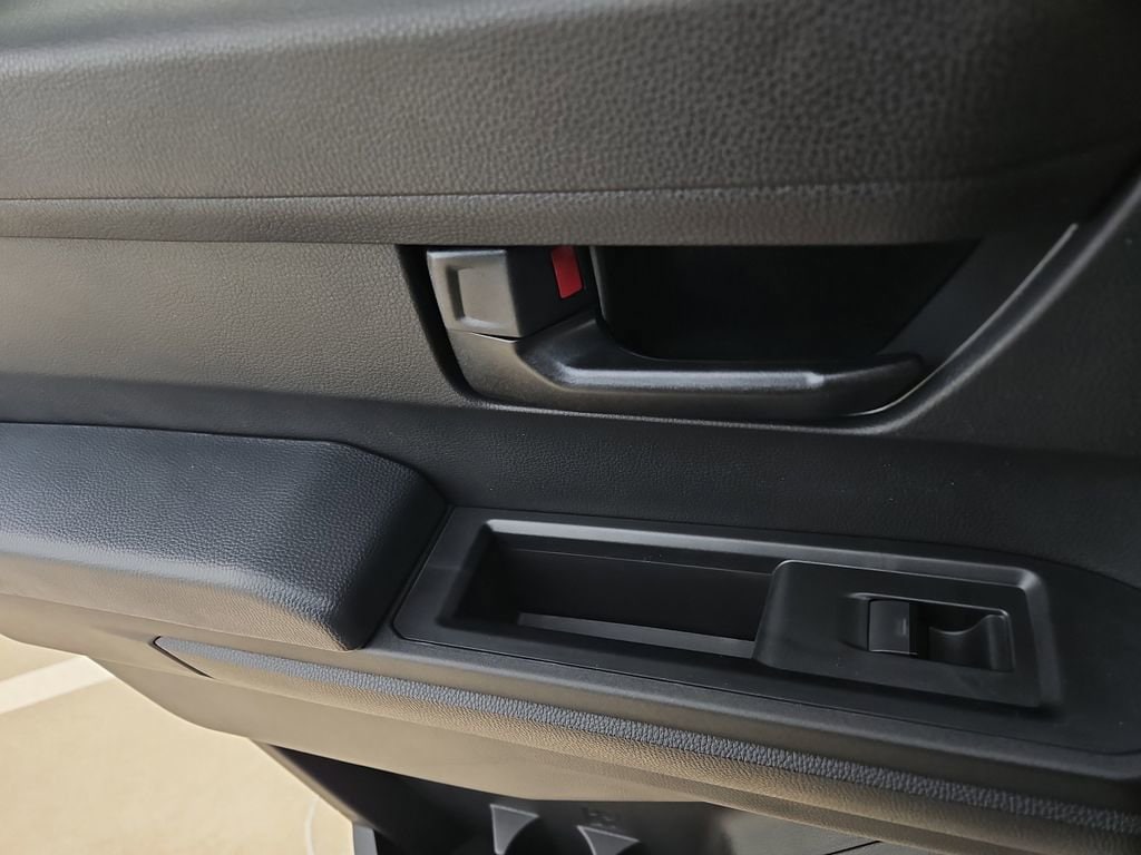2026 Toyota Tacoma SR5 - Photo 11