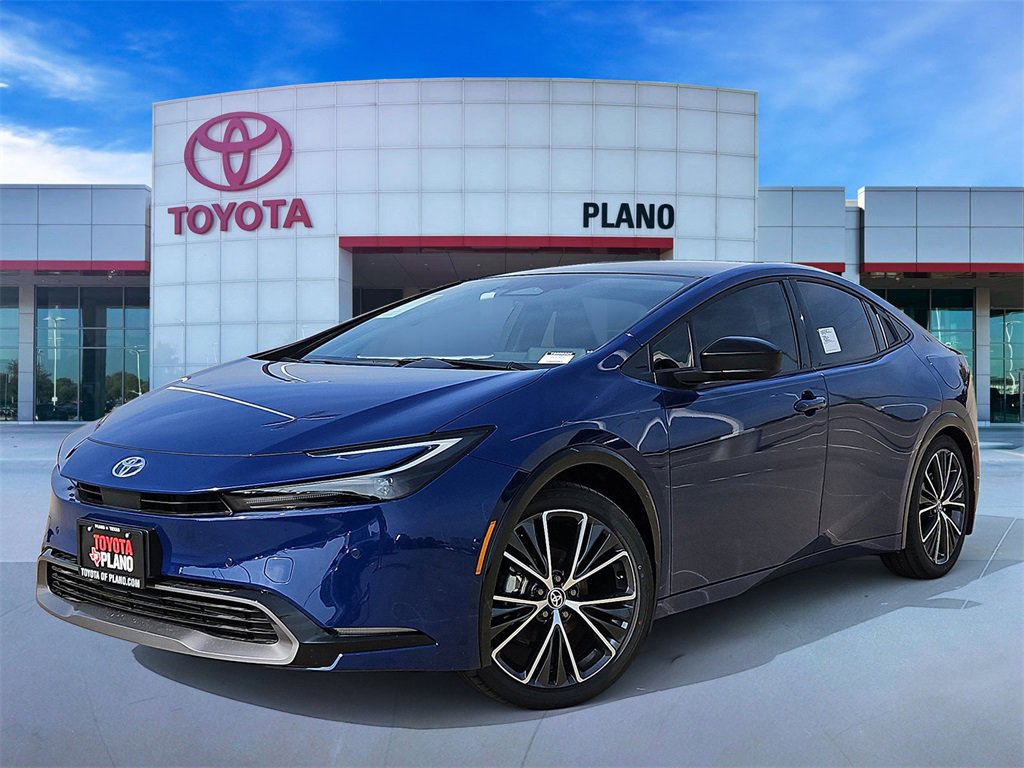 2026 Toyota Prius XLE's photo