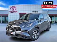 Used 2025 Toyota Highlander Hybrid XLE Sport Utility near McKinney, TX