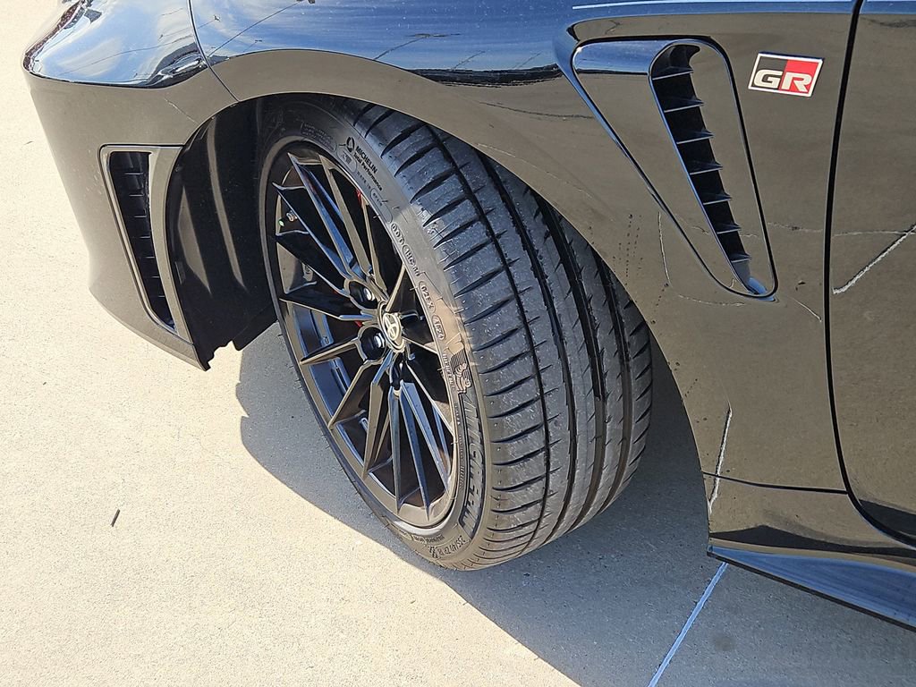 2025 Toyota GR Corolla Premium - Photo 9