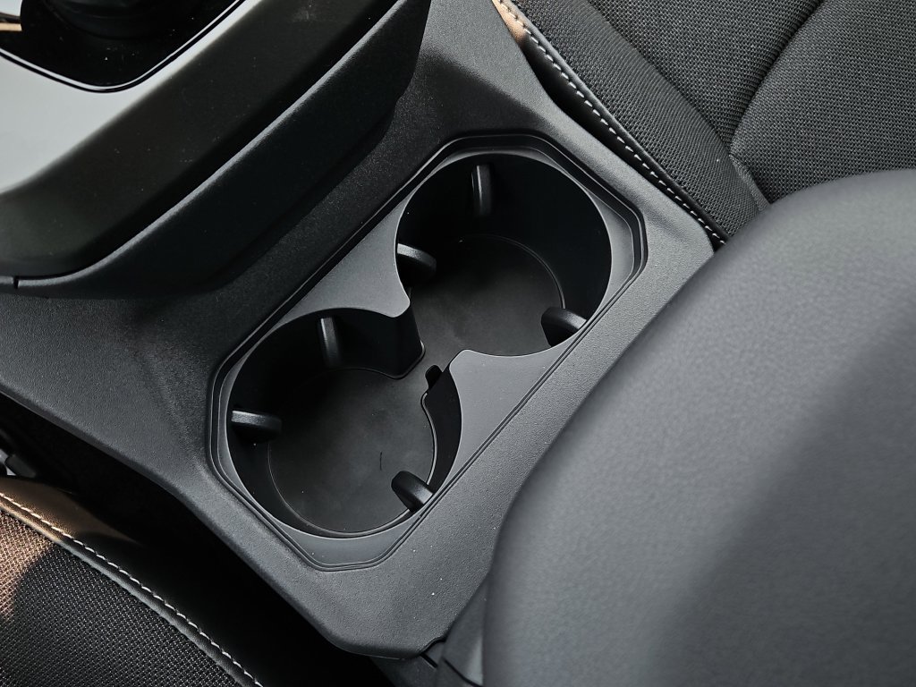 2026 Toyota C-HR SE - Photo 29
