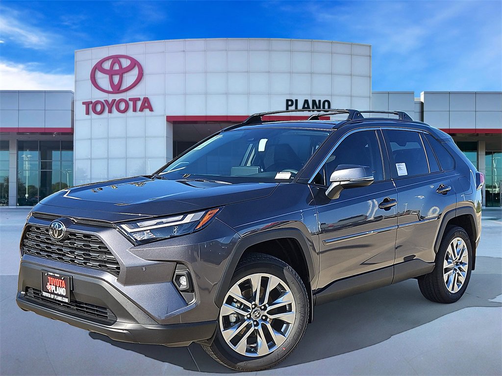 2025 Toyota RAV4 XLE Premium's photo