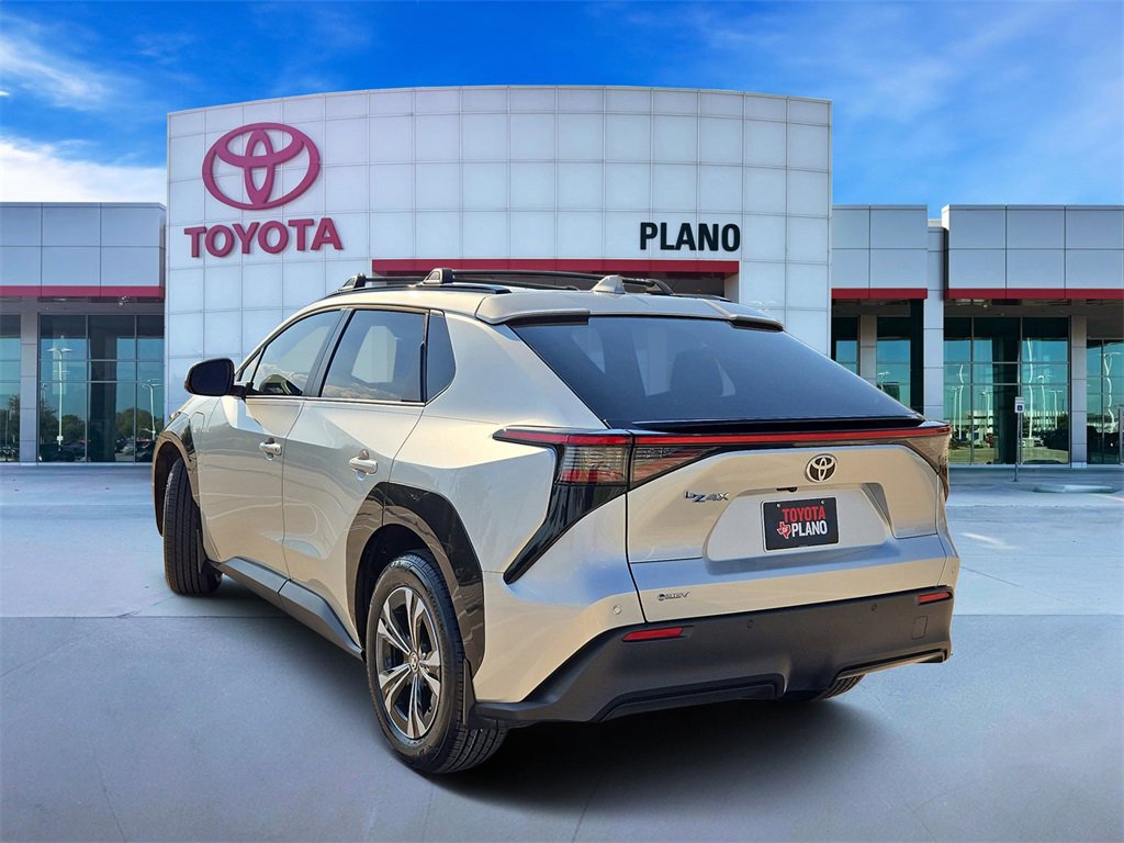 2024 Toyota bZ4X Limited photo 2