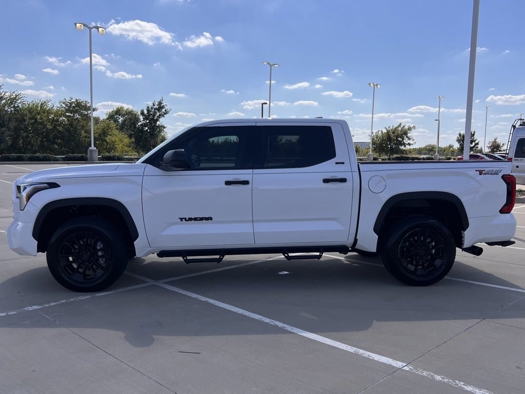 Used 2023 Toyota Tundra SR5 with VIN 5TFLA5DB4PX067253 for sale in Plano, TX