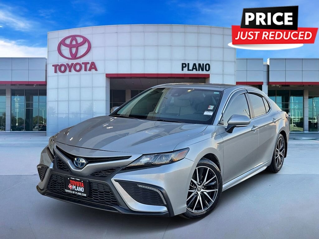 Used 2023 Toyota Camry Hybrid SE Sedan
