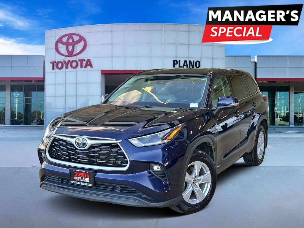 Used 2021 Toyota Highlander Hybrid LE Sport Utility