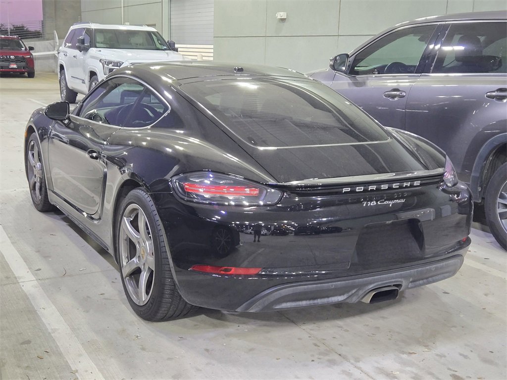 2018 Porsche Cayman Base photo 2