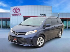 Used 2020 Toyota Sienna LE Passenger Van near McKinney, TX