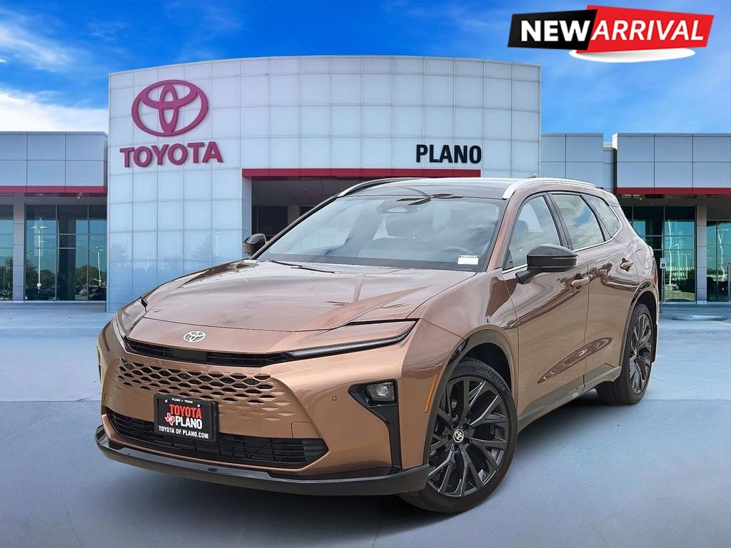 Used 2025 Toyota Crown Signia Limited Sport Utility