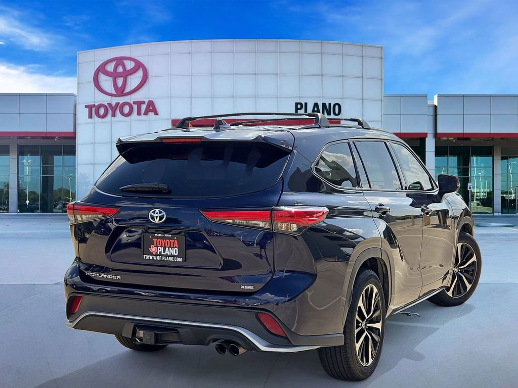 Used 2021 Toyota Highlander XSE Sport Utility