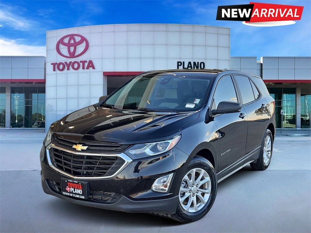 2020 Chevrolet Equinox LS's photo