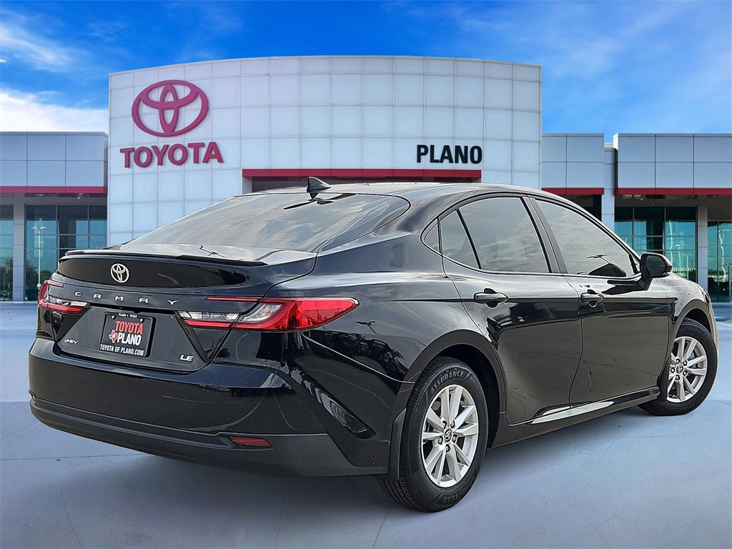 2026 Toyota Camry LE photo 4