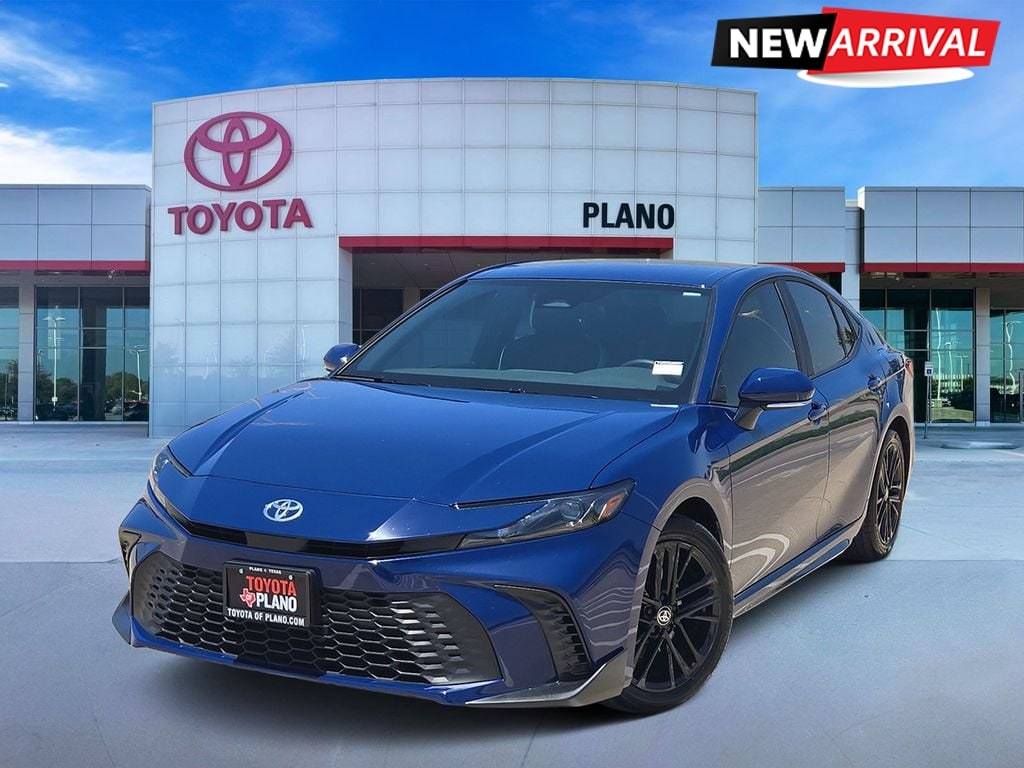 Used 2026 Toyota Camry SE Sedan
