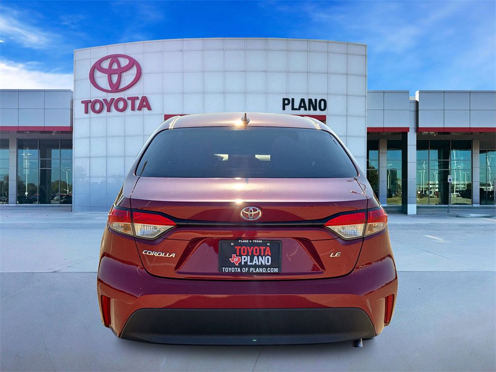 2024 Toyota Corolla LE photo 3