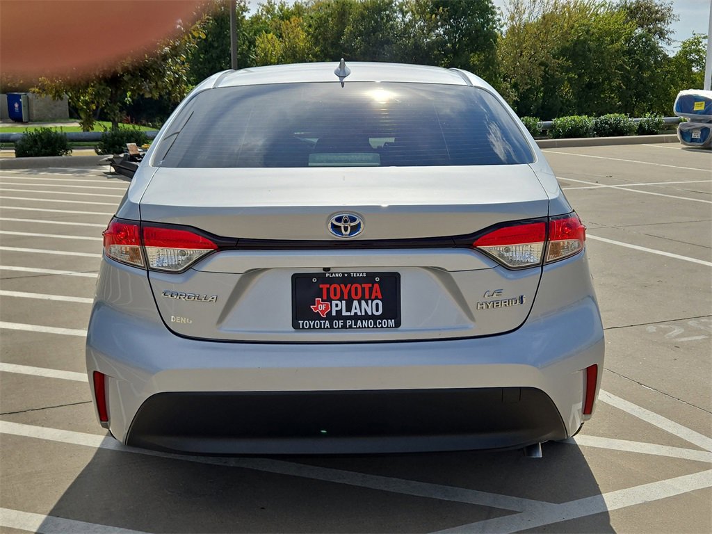2023 Toyota Corolla Hybrid LE photo 3