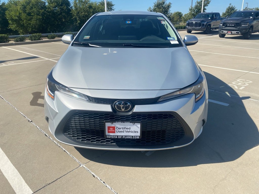 Certified 2022 Toyota Corolla LE with VIN 5YFEPMAEXNP360585 for sale in Plano, TX