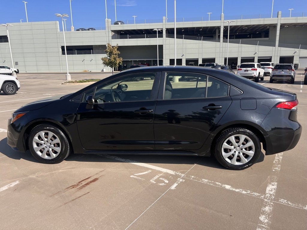 Used 2021 Toyota Corolla LE with VIN JTDEPMAE6MJ147328 for sale in Plano, TX