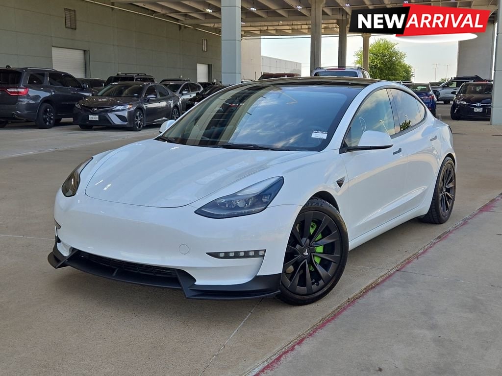 2023 Tesla Model 3 -'s photo