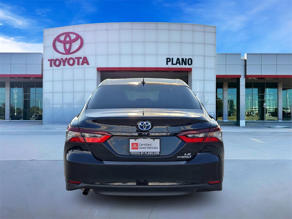 2023 Toyota Camry LE photo 2