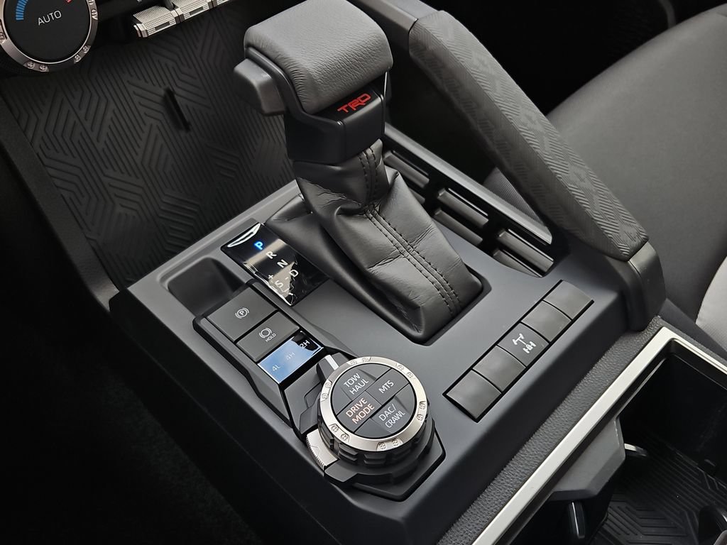 2025 Toyota Tacoma TRD Off Road - Photo 25