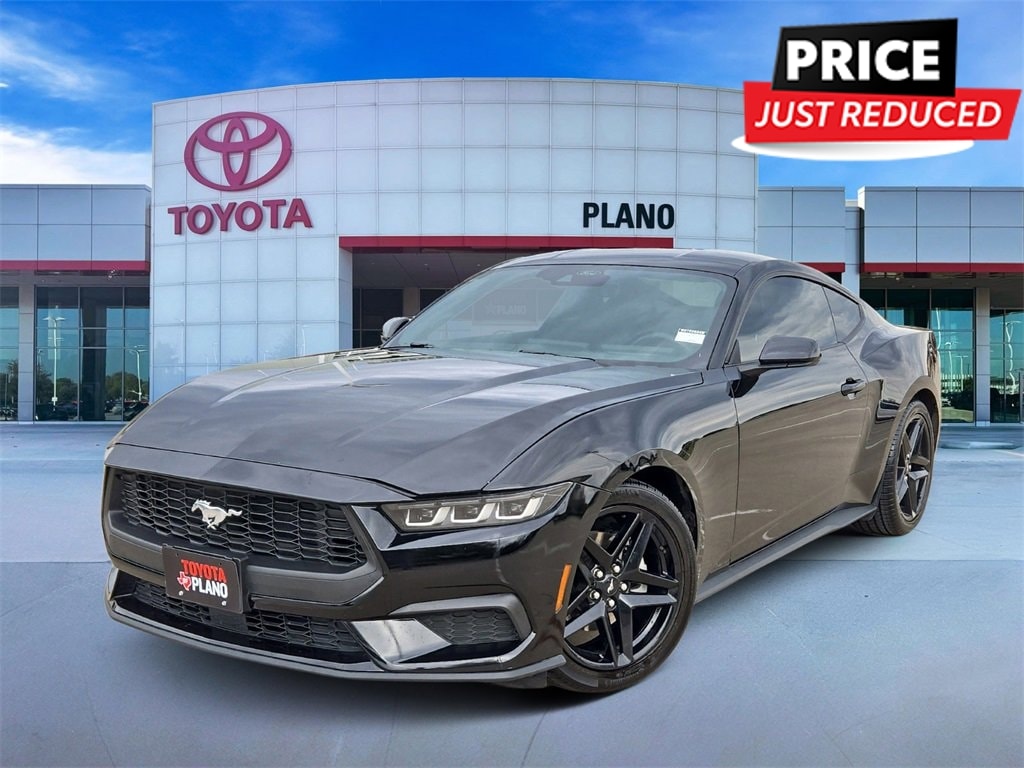 2024 Ford Mustang EcoBoost's photo