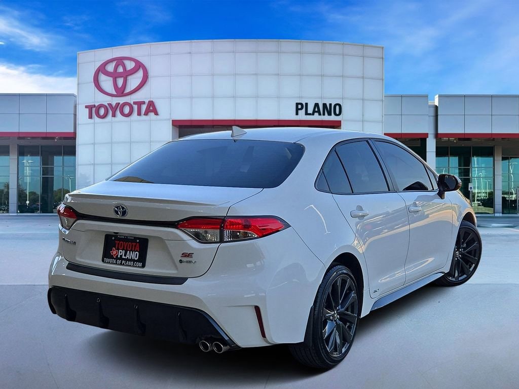 Used 2025 Toyota Corolla Hybrid SE Sedan