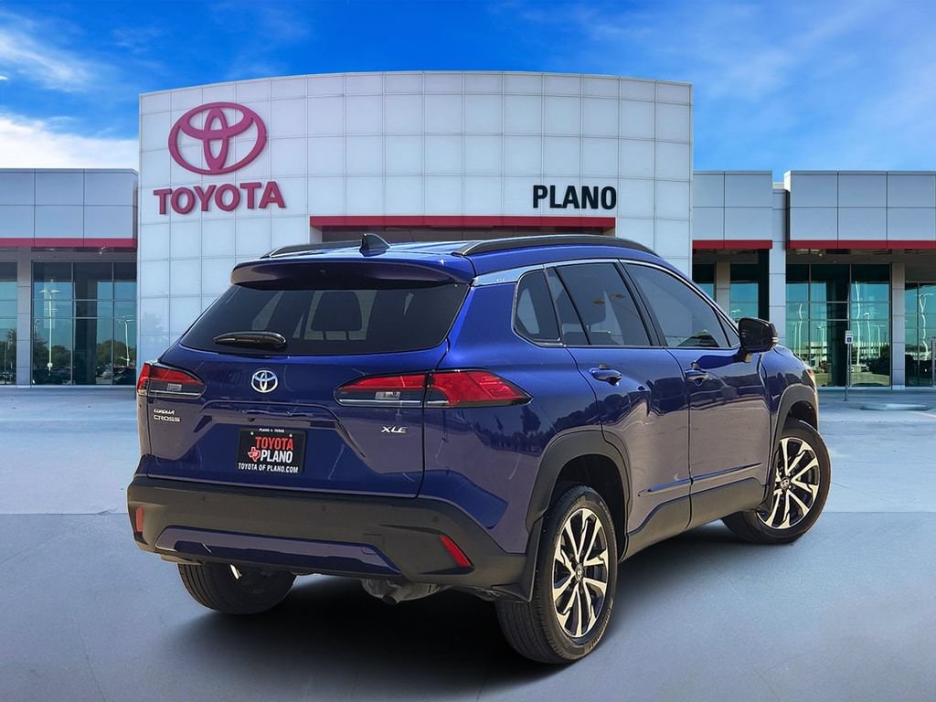 Used 2025 Toyota Corolla Cross XLE Sport Utility