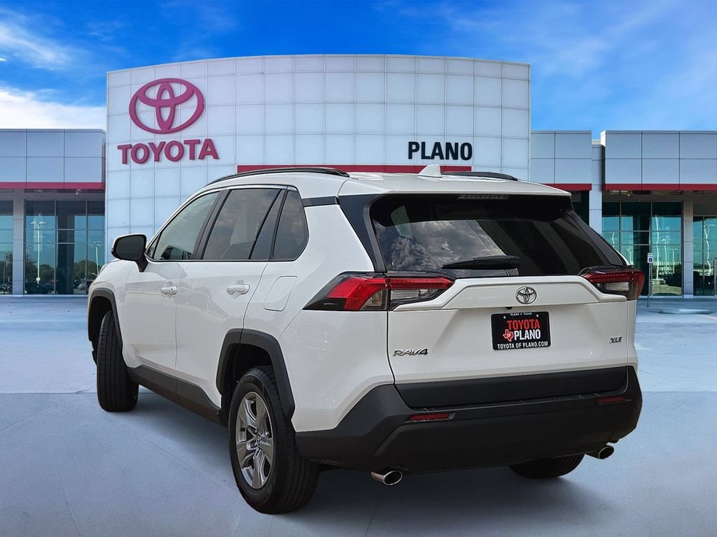 Used 2024 Toyota RAV4 XLE Sport Utility