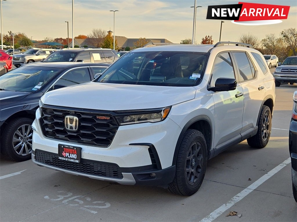 2025 Honda Pilot TrailSport's photo