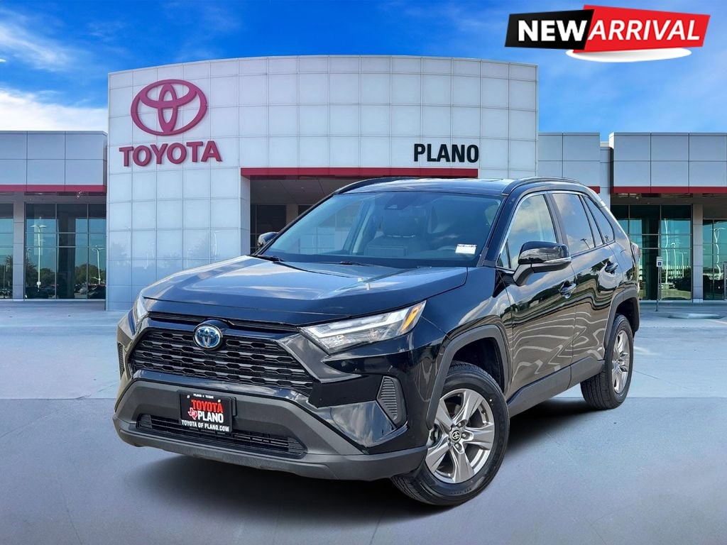 2024 Toyota RAV4 Hybrid XLE AWD's photo