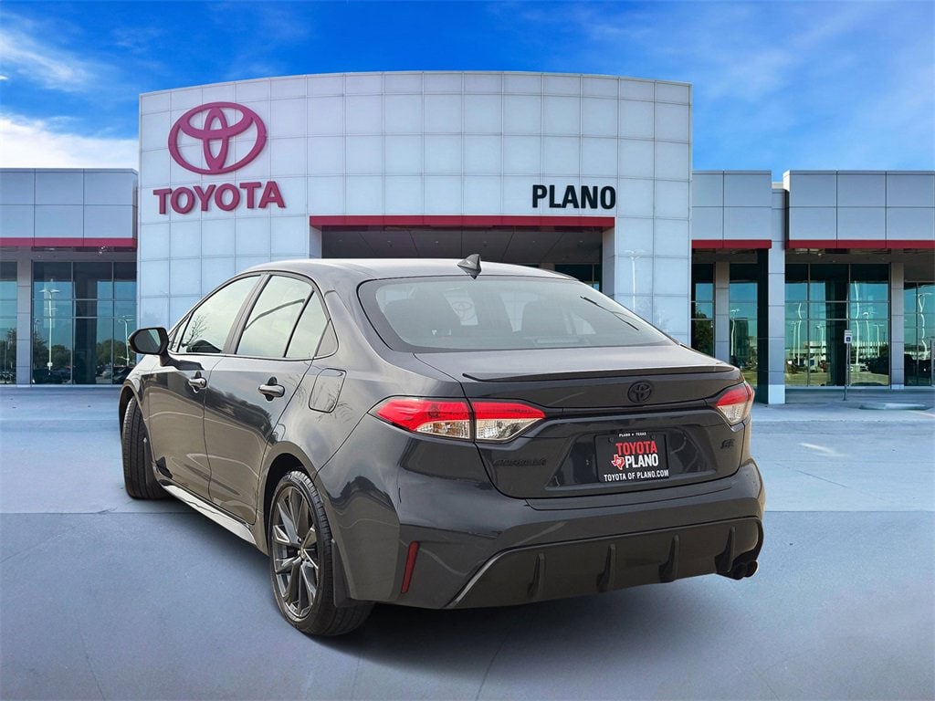 Used 2025 Toyota Corolla SE Sedan