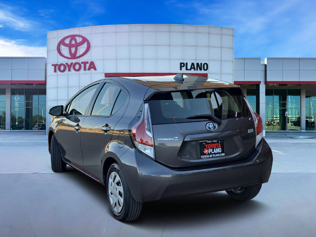 Used 2015 Toyota Prius c Two with VIN JTDKDTB38F1115194 for sale in Plano, TX