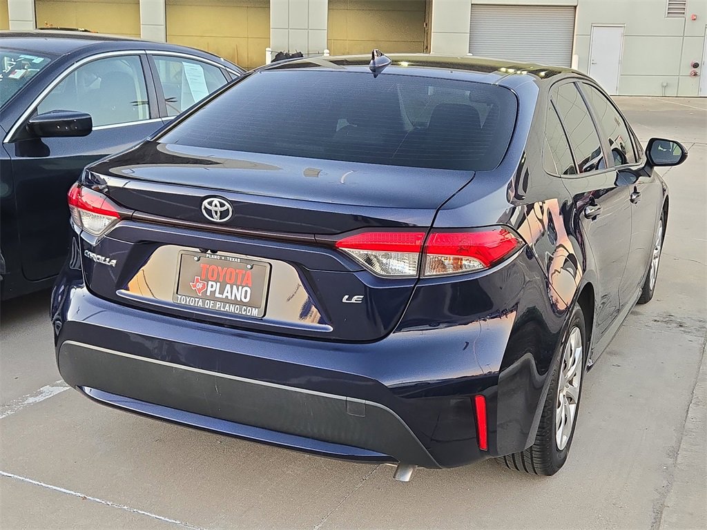 2021 Toyota Corolla LE photo 3