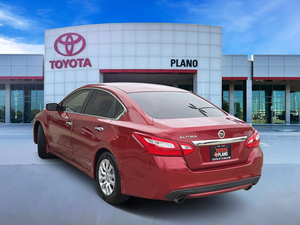 Used 2017 Nissan Altima S with VIN 1N4AL3AP2HC140737 for sale in Plano, TX