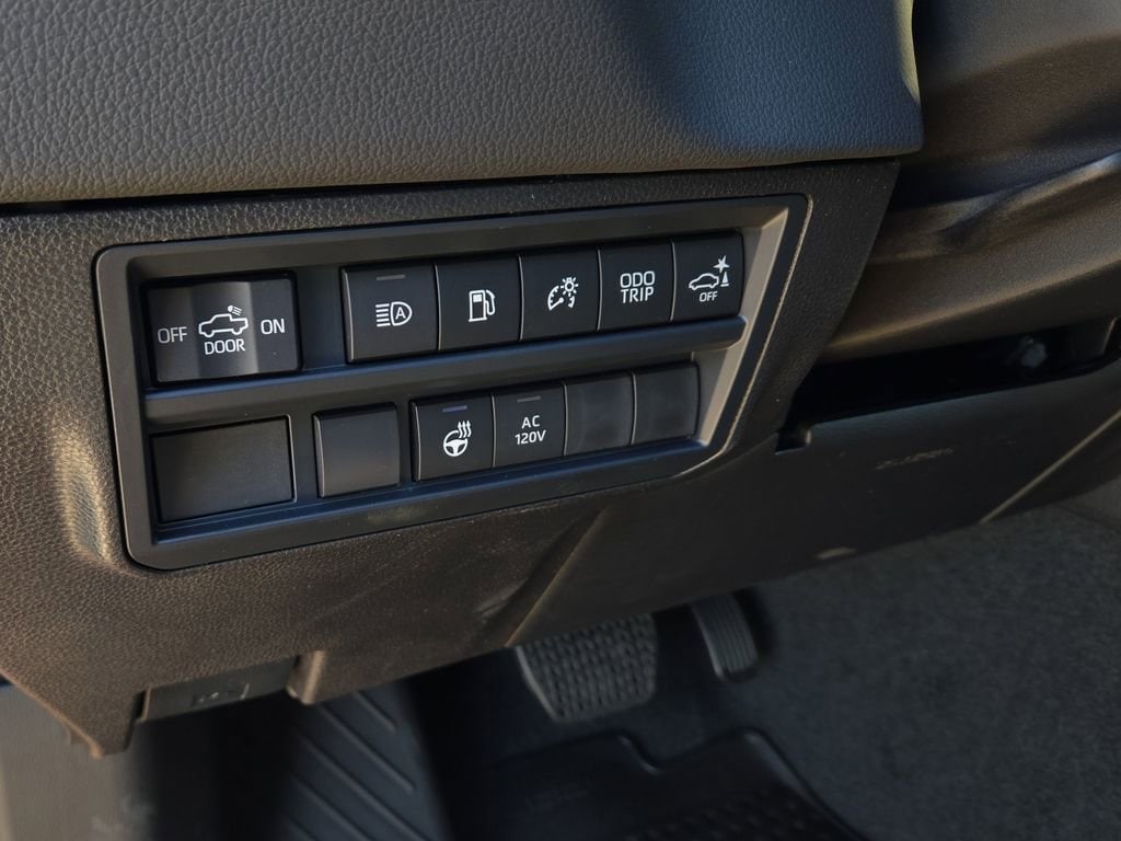 2026 Toyota Tundra Limited - Photo 19