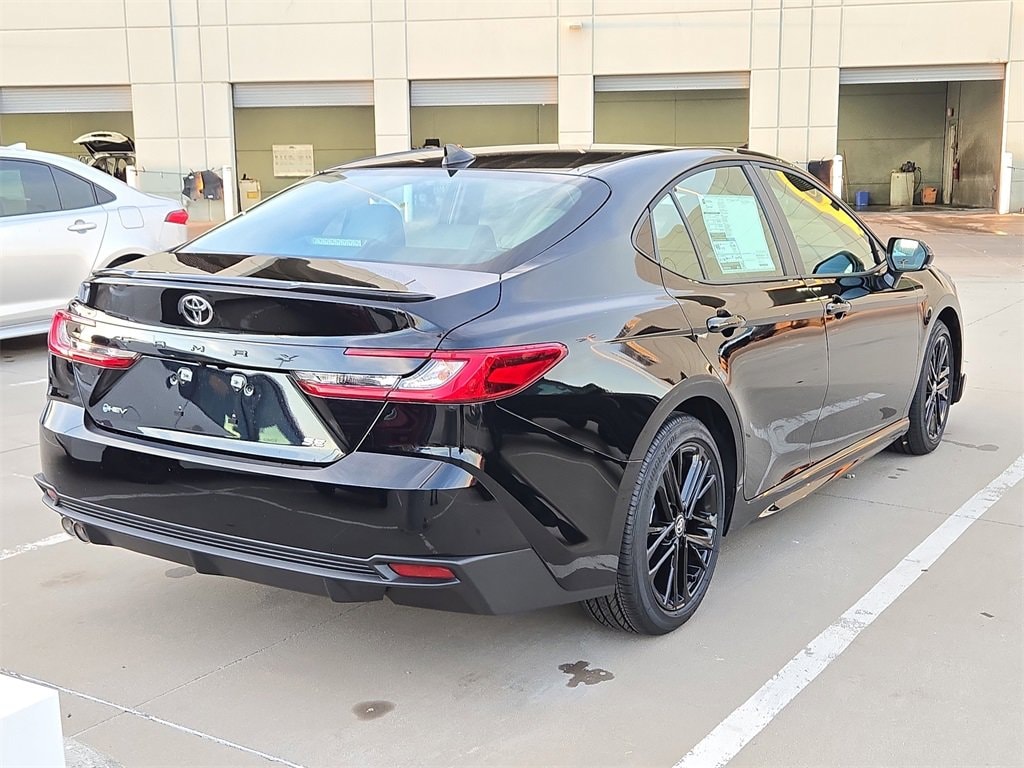 Used 2026 Toyota Camry SE Sedan