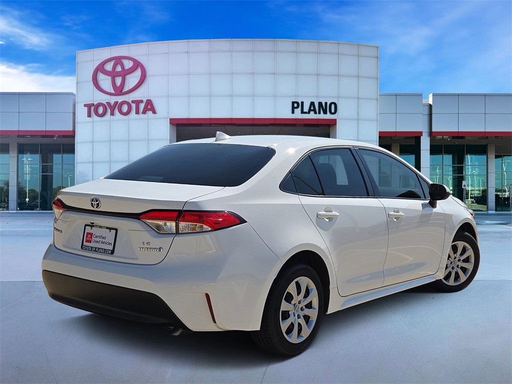 2024 Toyota RAV4 LE photo 4