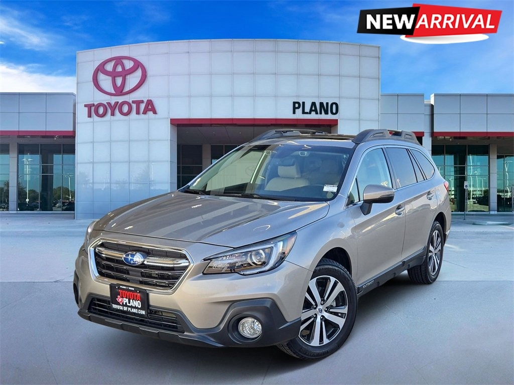 2019 Subaru Outback Limited's photo