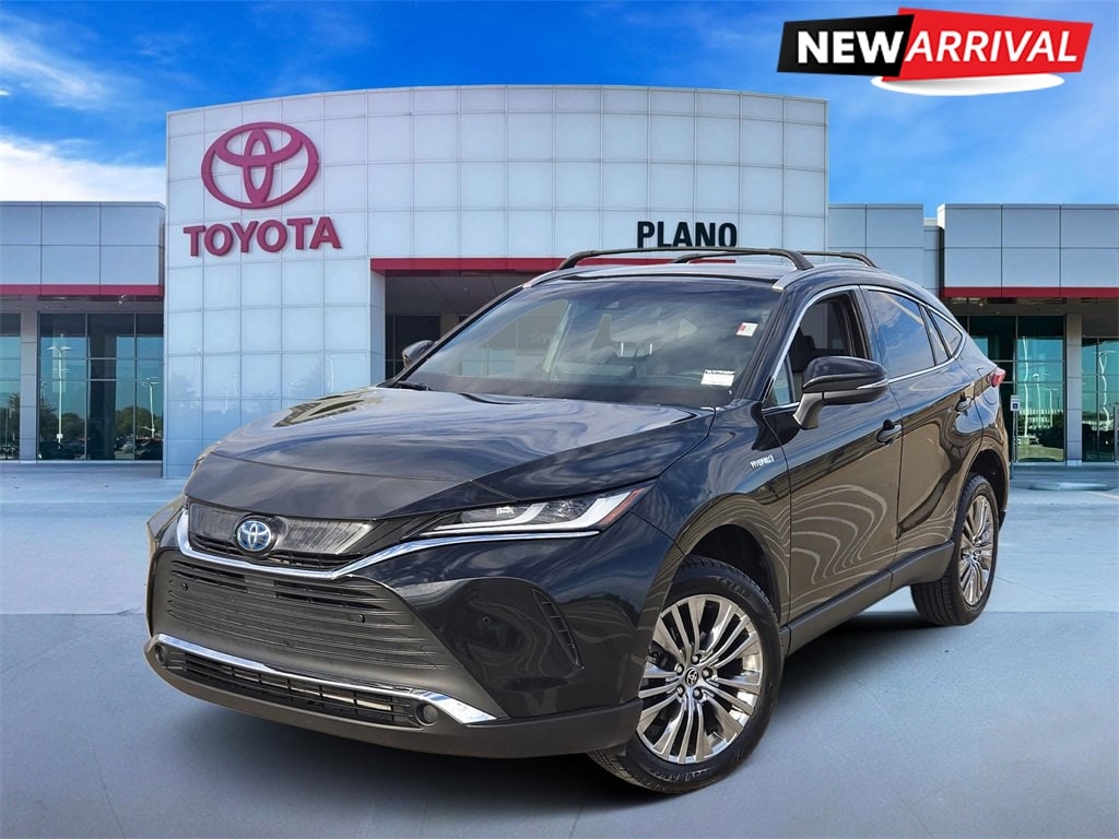 2021 Toyota Venza XLE's photo