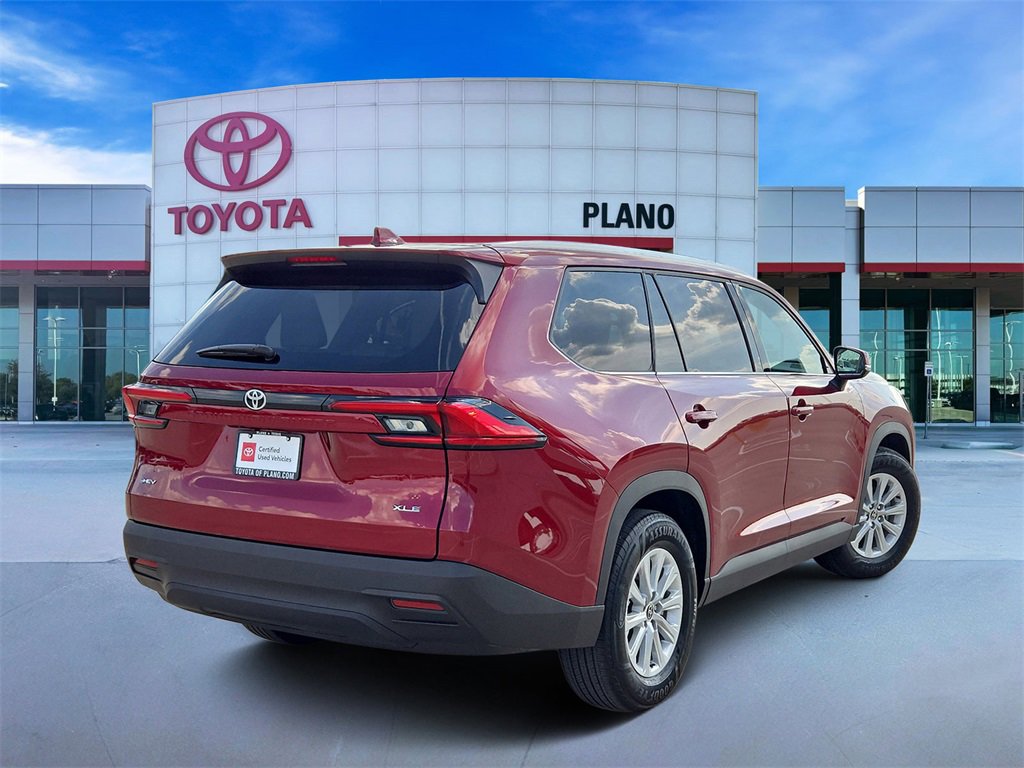 2024 Toyota Highlander Hybrid XLE photo 2