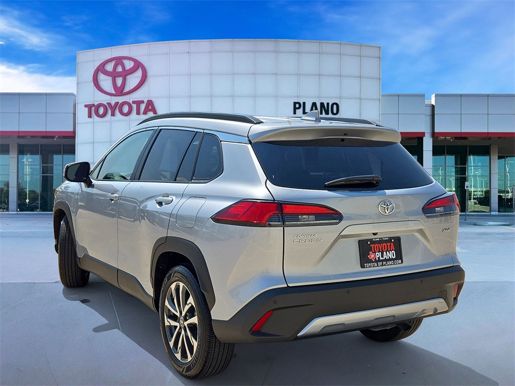 Used 2023 Toyota Corolla Cross XLE with VIN 7MUDAAAG7PV043621 for sale in Northfield, Minnesota