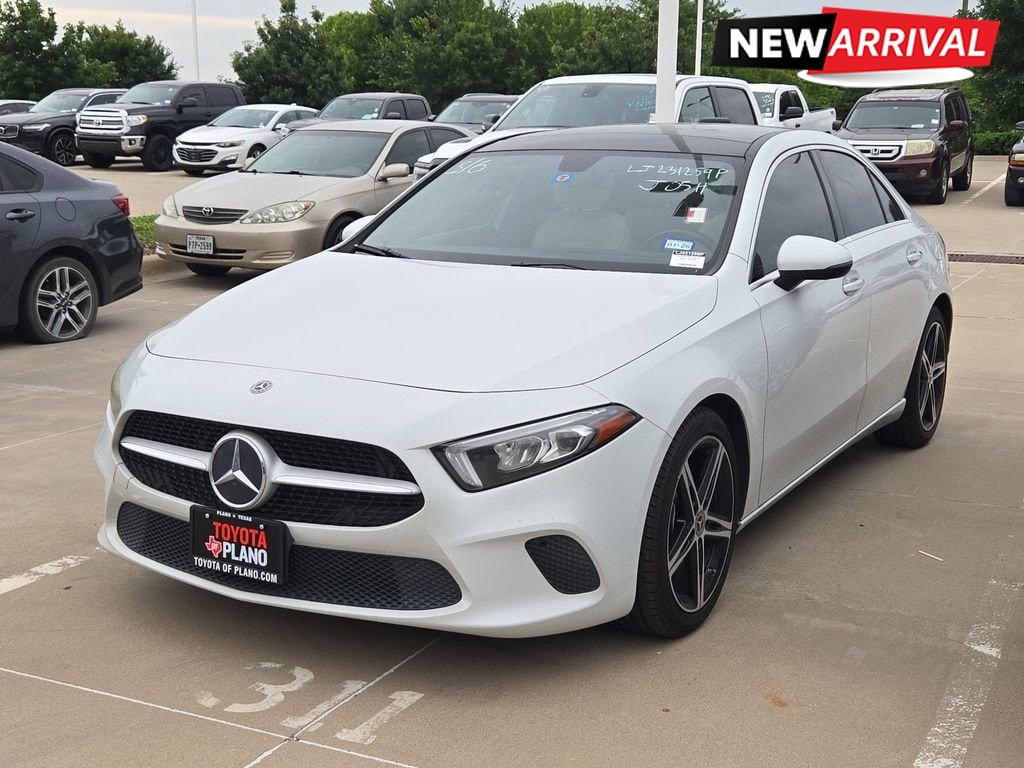 2020 Mercedes-Benz A-Class A220's photo