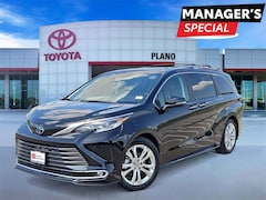 2022 Toyota Sienna Platinum Passenger Van