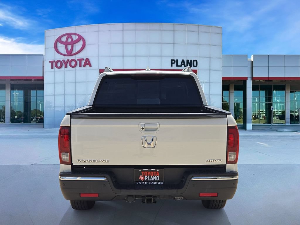 Used 2017 Honda Ridgeline RTL-E Truck