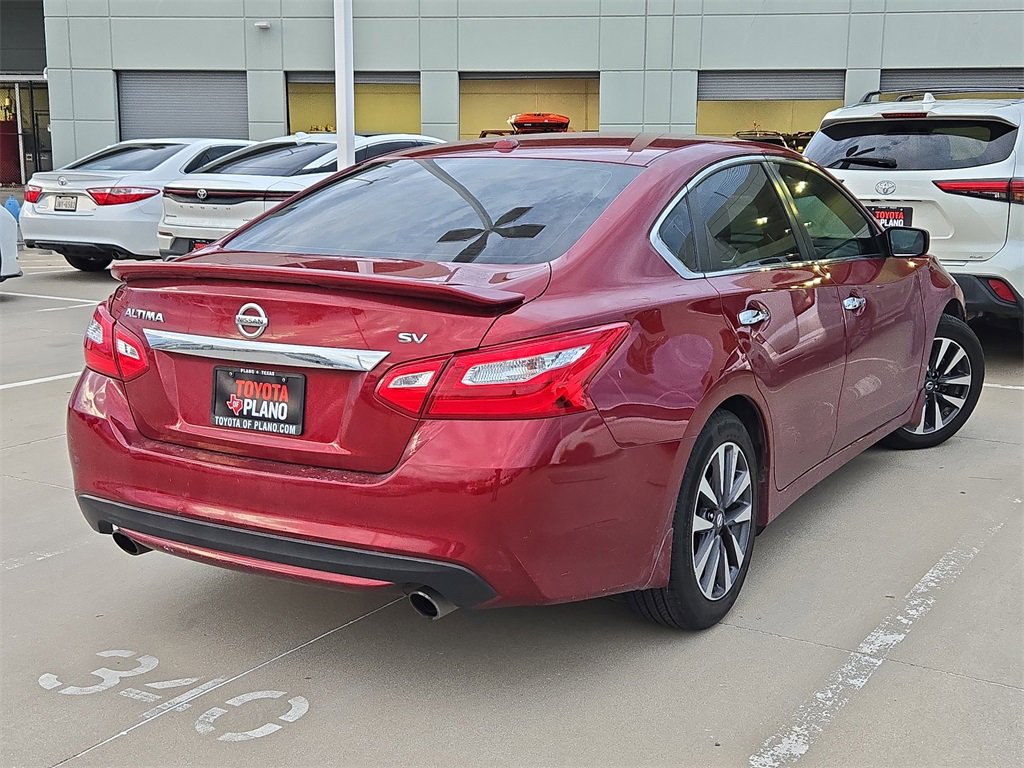 2017 Nissan Altima 2.5 SV photo 3