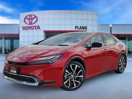 2025 Toyota Prius Plug-in Hybrid XSE Premium Hatchback