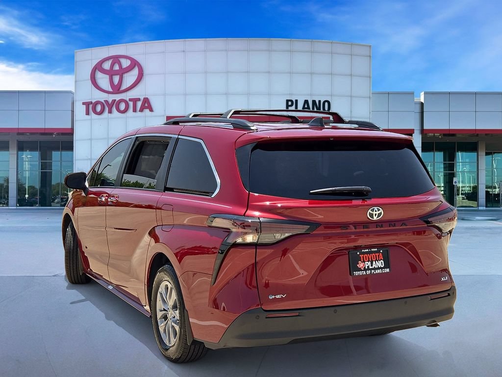 Used 2026 Toyota Sienna XLE Passenger Van