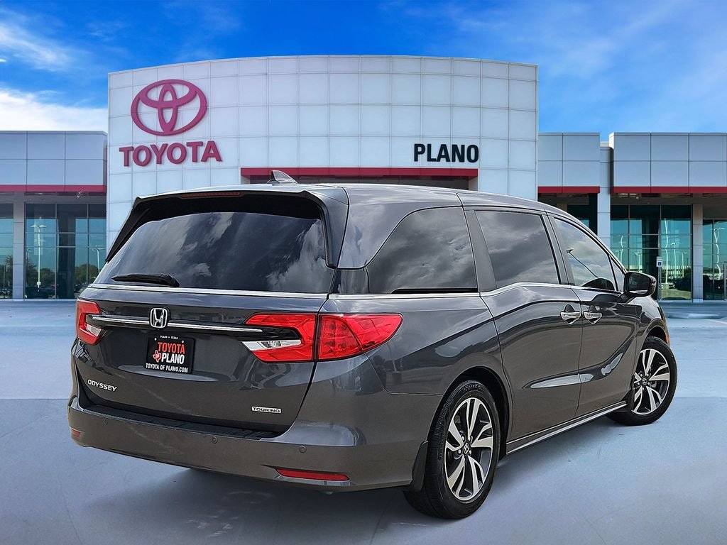 Used 2022 Honda Odyssey Touring Passenger Van