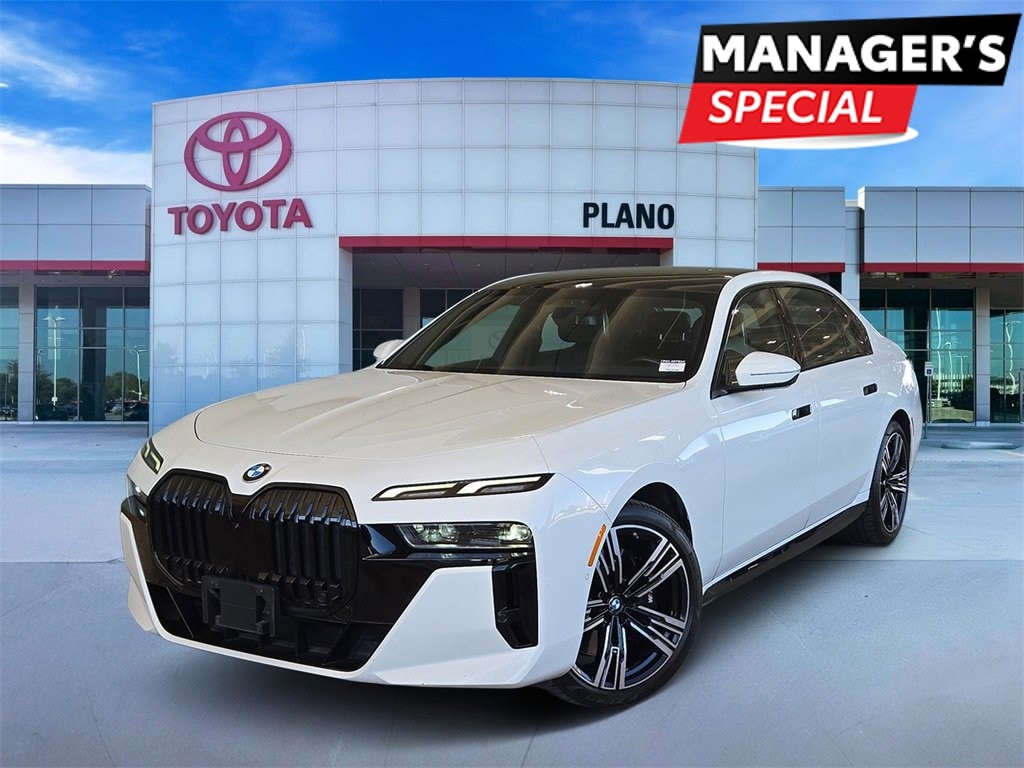 2023 BMW 7 Series 760i's photo